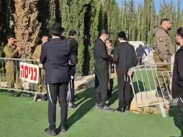 דניאל גרובייס גלצ