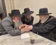 המנהיג הליטאי בביקור אצל האחים הנגידים החבד"ניקים (וידאו)