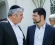 קרב עקיצות בין אמסלם לנכט: "תמוך בבתי כנסת, לא בפוסטים"  