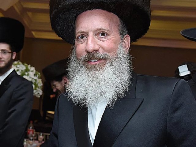 הרב יוסי דייטש (צילום: משה גולדשטיין)