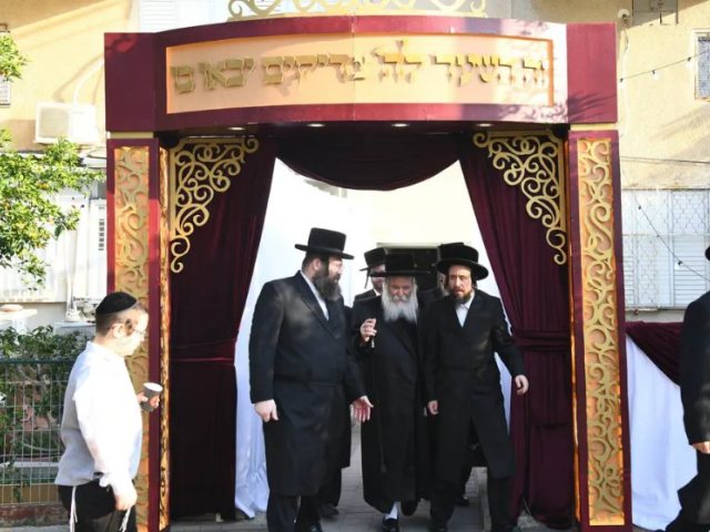 האדמו"ר מאבוב בביקורו בארץ | שוקי לרר