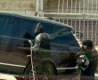 הלם: ה'שנוררים' מגיעים לקבץ נדבות עם רכב יוקרה מפלצתי