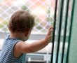 ירושלים: בת שנתיים נפצעה בינוני בנפילה ממרפסת בגובה 7 מטרים