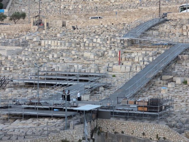 המסלול המרחף | המשרד לשירותי דת