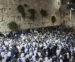 מתפללים למען תלמידי הישיבה 