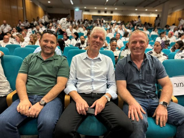 ד״ר אלון שורץ, ד״ר מיקלוש באלה וד"ר אסף קידר. צילום: שערי צדק
