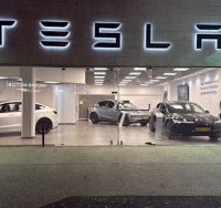 טסלה בירושלים (צילום טסלה)