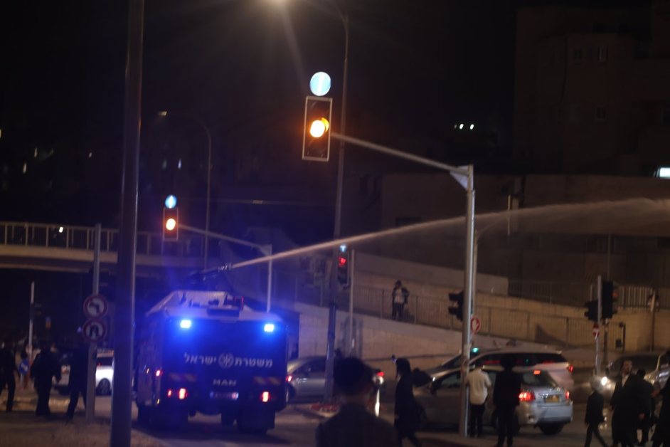 כאן קבור ה'בואש': החוק החדש שישנה את הפגנות החרדים