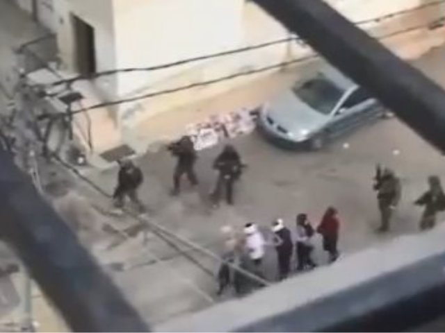 מעצרים בקלנדיה. פרסום לפי סעיף 27א לחוק זכויות יוצרים