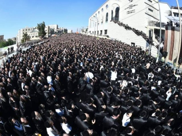 חופת גור ברחוב ירמיהו (ארכיון). צילום: שוקי לרר