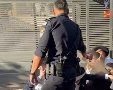 השוטר המרסס | מתוך הסרטון (מקור: לירן תמרי)