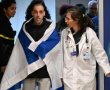 שורד השבי אלי שרעבי ידליק משואה ביום העצמאות