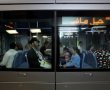 אנשי הפלג הקיצוני של העדה החרדית "הסיקריקים" חסמו בגופם את הרכבת הקלה