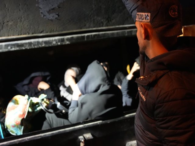 לכידת השב"חים. צילום: דוברות המשטרה