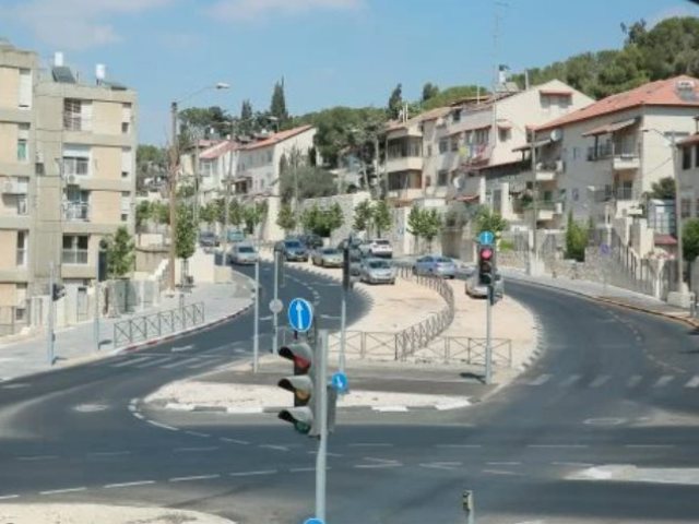עבודות הרכבת הקלה בקריית היובל. צילום: ארנון בוסאני