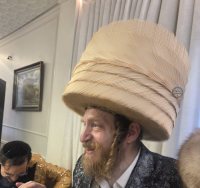 הרב פינק והשטריימל הפורימי | משה וייסברג X