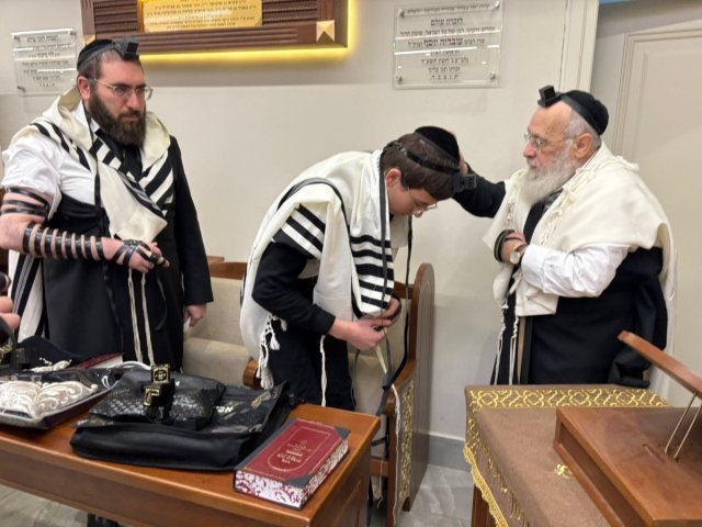 הרב חיות אצל הראשון לציון