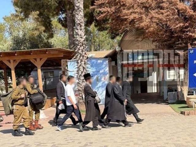 המתגייסים בע"מ | מקור: דניאל גרובייס ויעקב הרשקוביץ