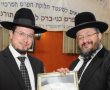 על כיסא אביו: הרה"ג רבי אברהם דרעי ממשיך את שיעורו של אביו