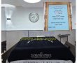 מיר שפיגל: התלמידים תרמו בימה לזכרם של בני ראש הישיבה שטבעו בים