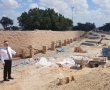 'בימבה' חדשה וחניה נרחבת: כך נערכו בבית העלמין לקראת יום הזיכרון 