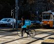 שירות משלוחי אוכל בארץ: הזמנה מקוונת מסמלת את התגלמות הנוחות