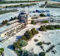 שדה התעופה הנטוש בעטרות | חגי אגמון-שניר / ויקיפדיה