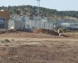 למרות התרעות תושבי כרמית: גדר ביה"ס נשארה פרוצה והגנבים ניצלו זאת
