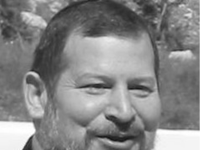 הרב אורי לופוליאנסקי | https://en.wikipedia.org/wiki/User:Gilabrand