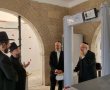 "שערי שבת": מעכשיו גם המחמירים יכולים להיכנס בשבת לכותל | ולמי בכל זאת כדאי להימנע