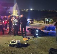 כוחות המשטרה ליד האופנוע שננטש בקרבת בית ראש המועצה | גבעת זאב אונליין